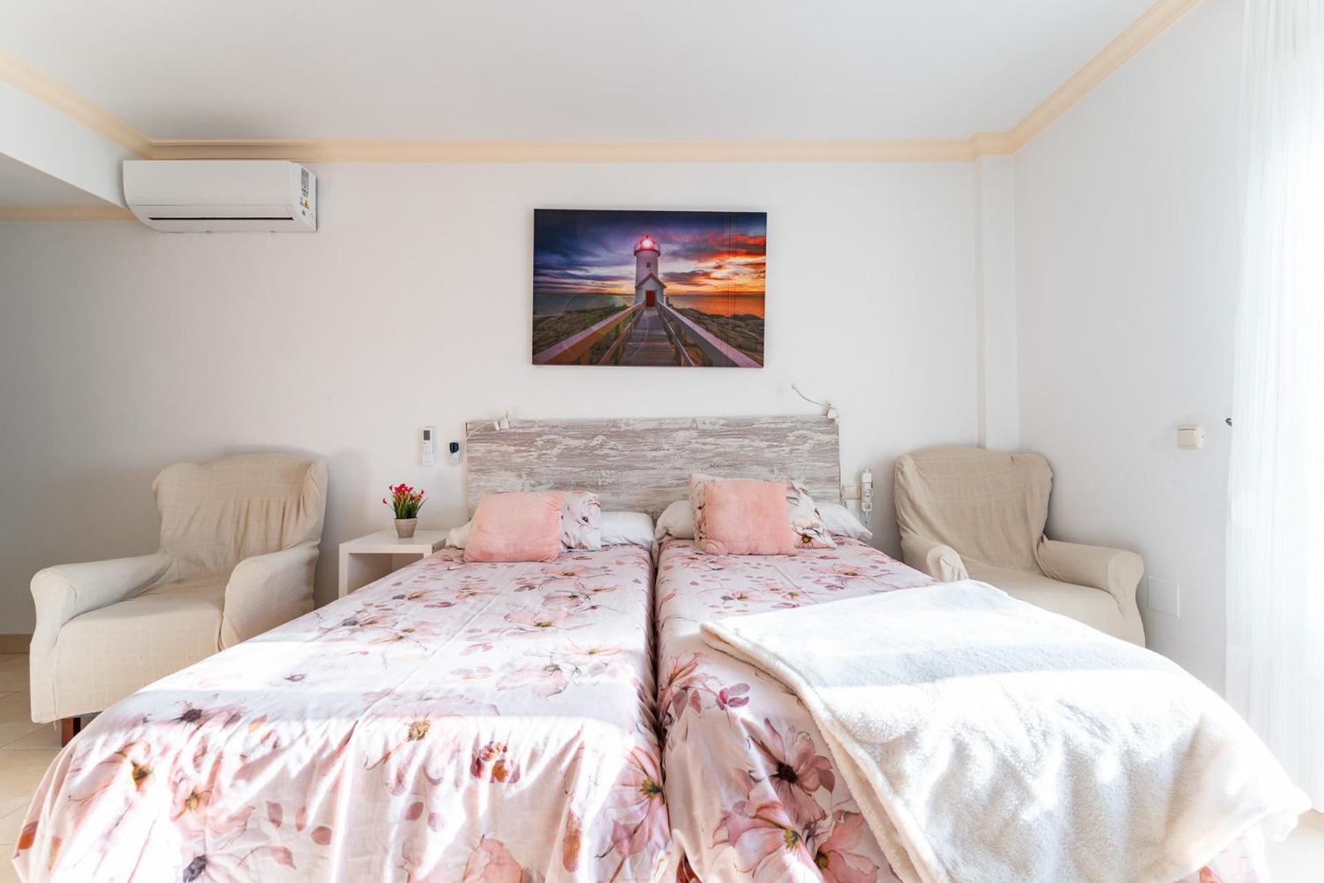 Malagasuite El Levante Apartments Torremolinos Room photo