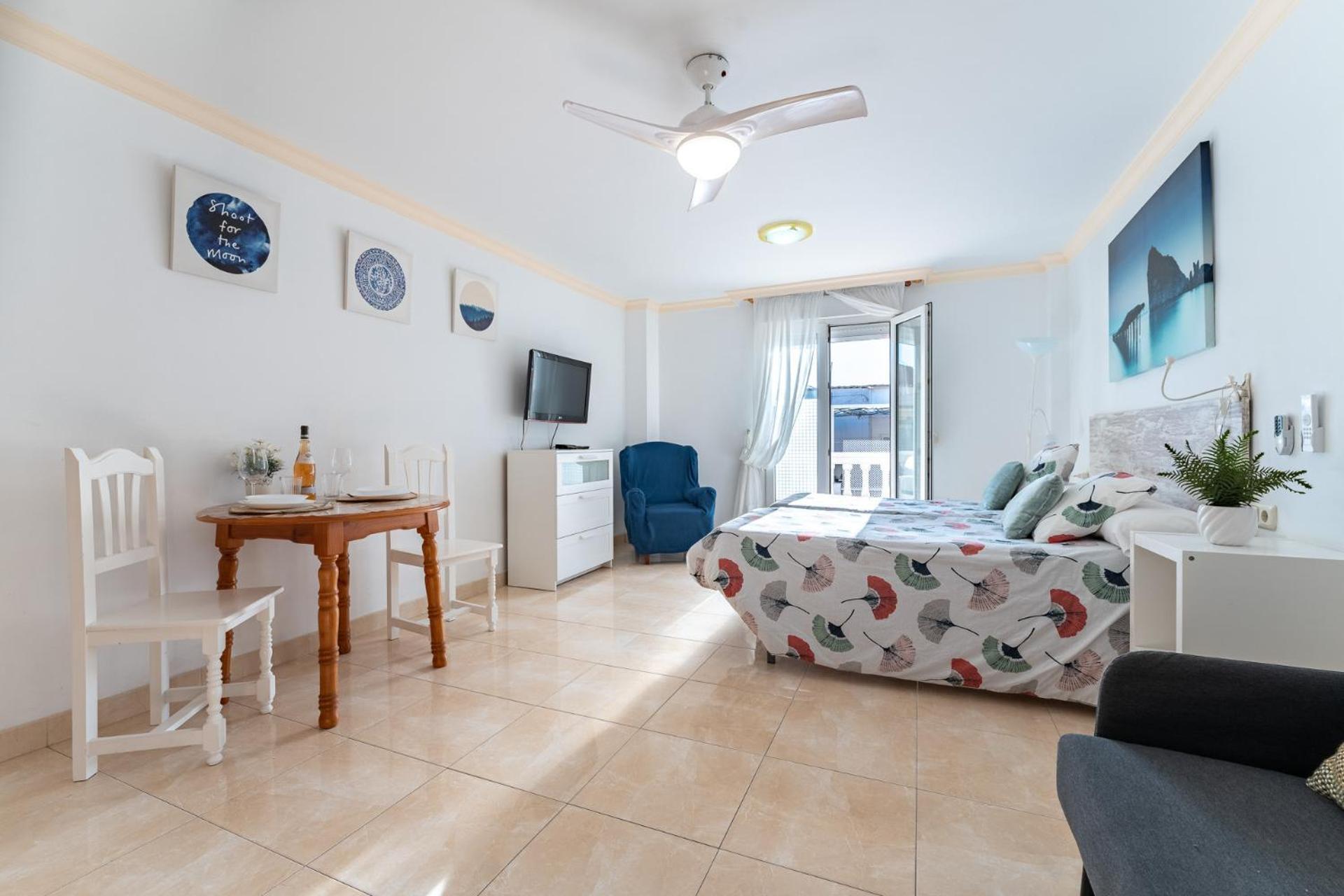 Malagasuite El Levante Apartments Torremolinos Room photo