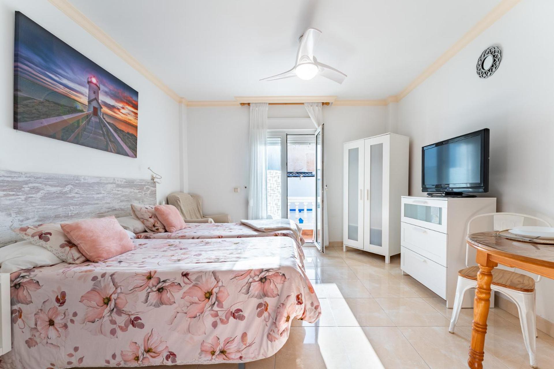 Malagasuite El Levante Apartments Torremolinos Exterior photo