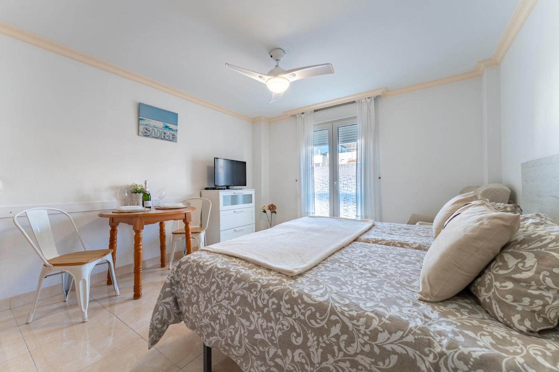 Malagasuite El Levante Apartments Torremolinos Room photo