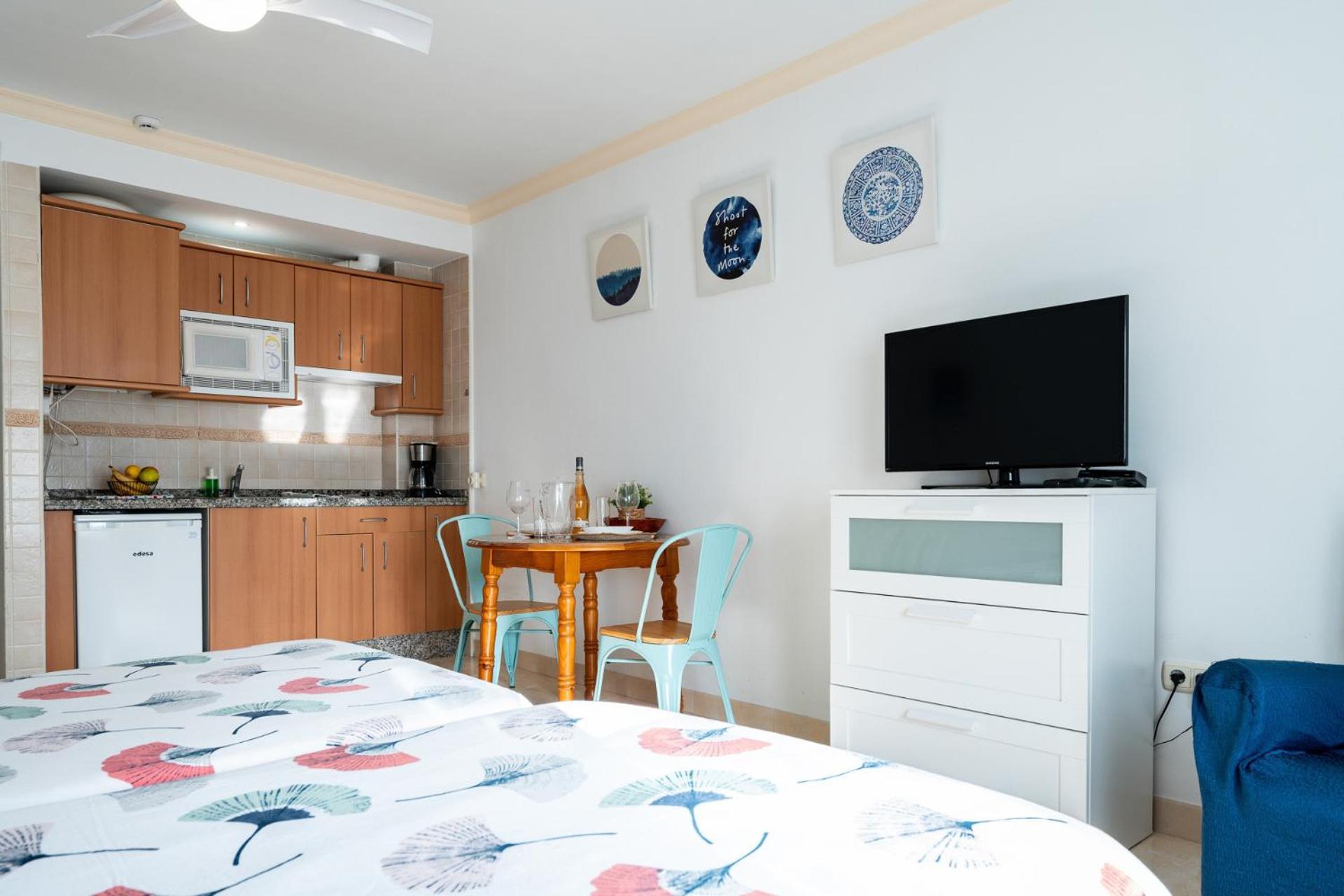 Malagasuite El Levante Apartments Torremolinos Room photo